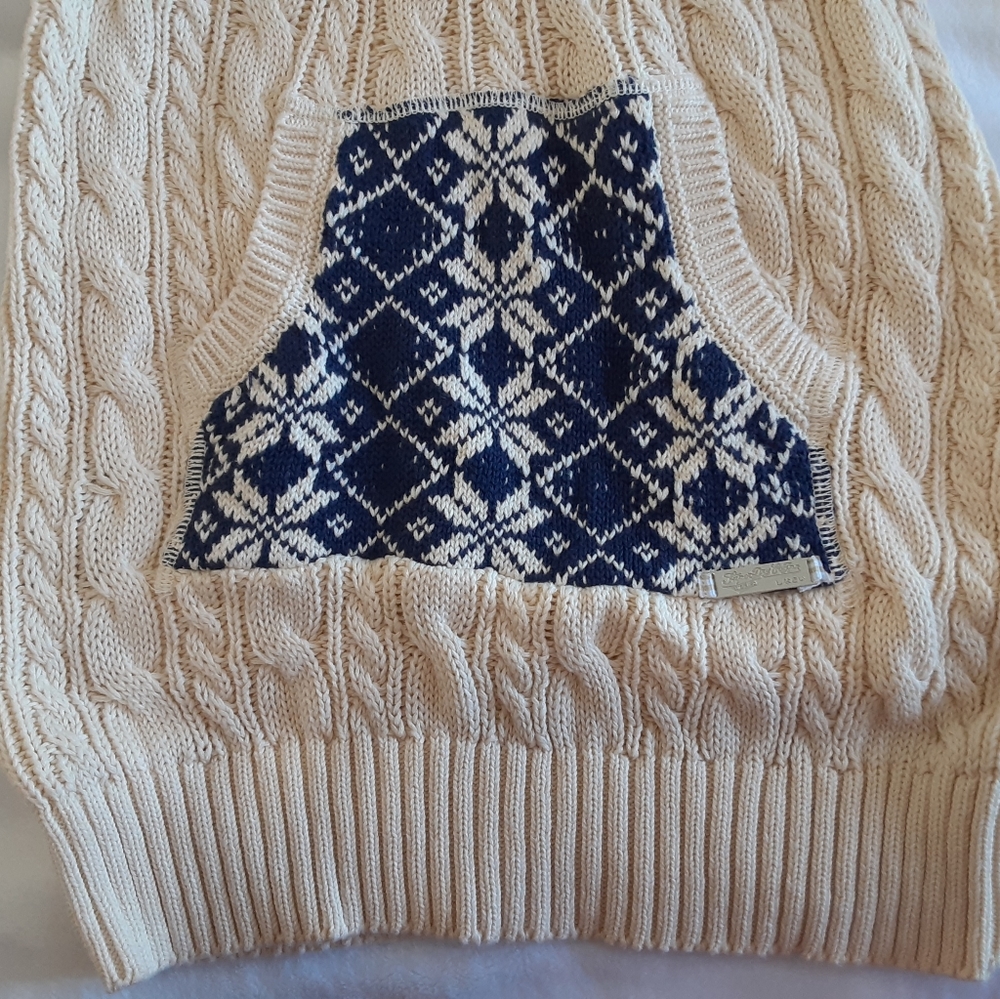 Sweater - Picture 4 of 5